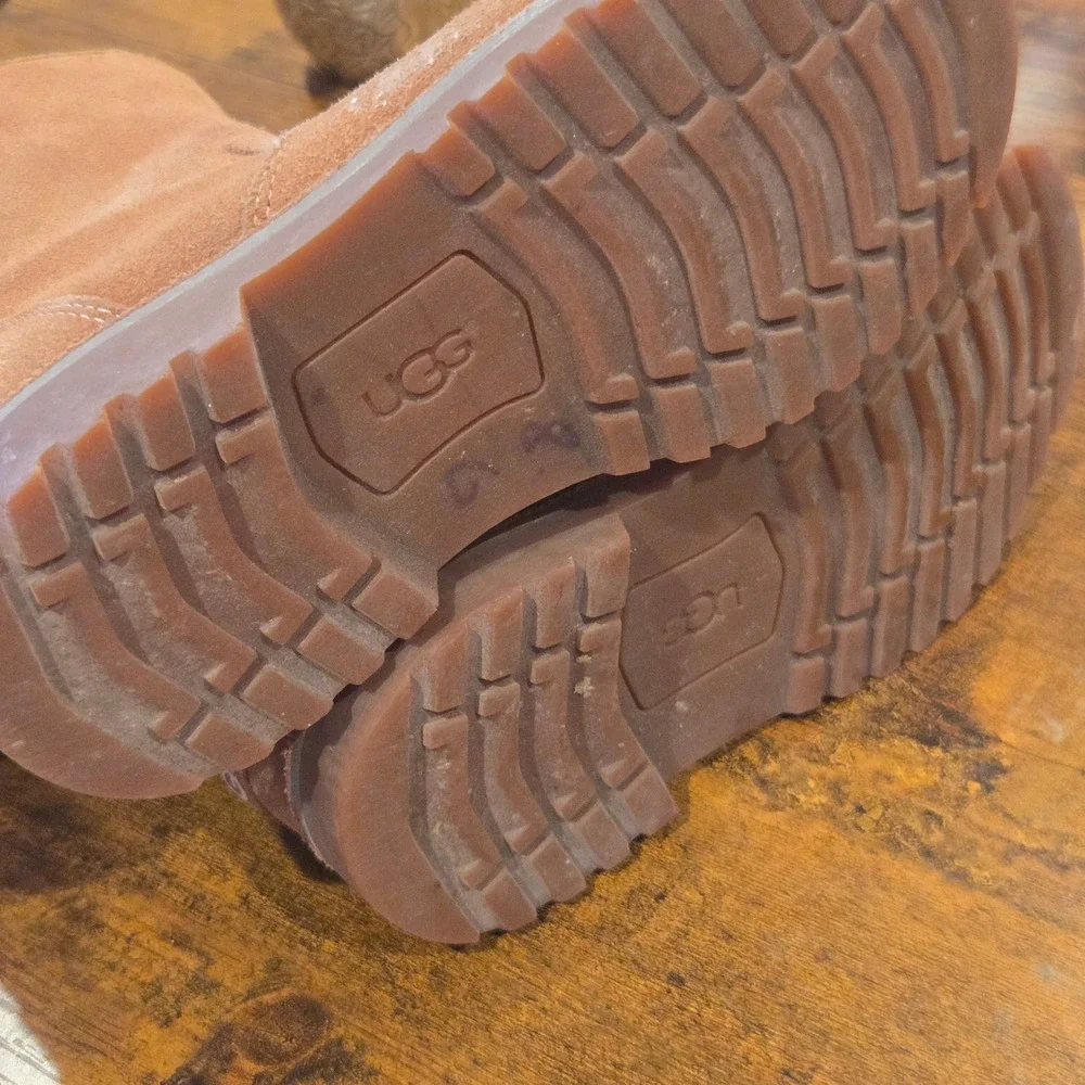 UGG Kids Suede Ribbon Lace Up Back Boots Chestnut Brown 1005146 Size‎ 13